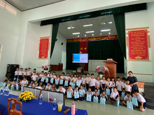 Tập huấn kỹ năng cho các em huyện Dầu Tiếng nhận Học bổng năm 2024