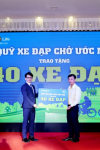 Chương trình trao học bổng “Quỹ xe đạp chở ước mơ” năm 2023