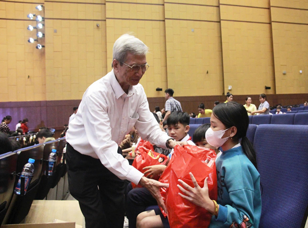 Lãnh đạo